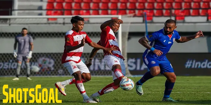 BRI Liga 1 pekan pertama madura united vs malut united skor 1-1